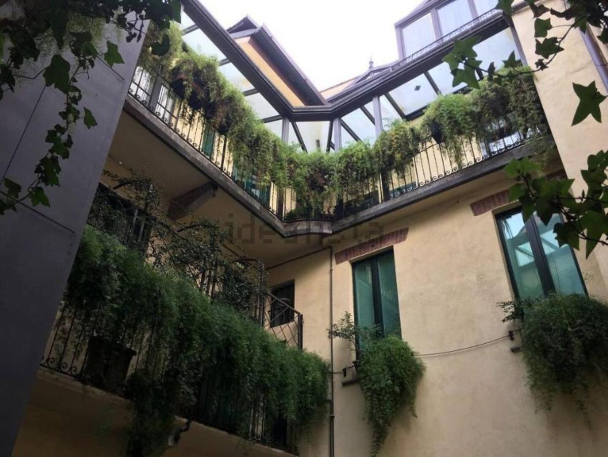 Hl Luxury Duomo Apartment - Via Torino, Montenapoleone Milano Exterior foto